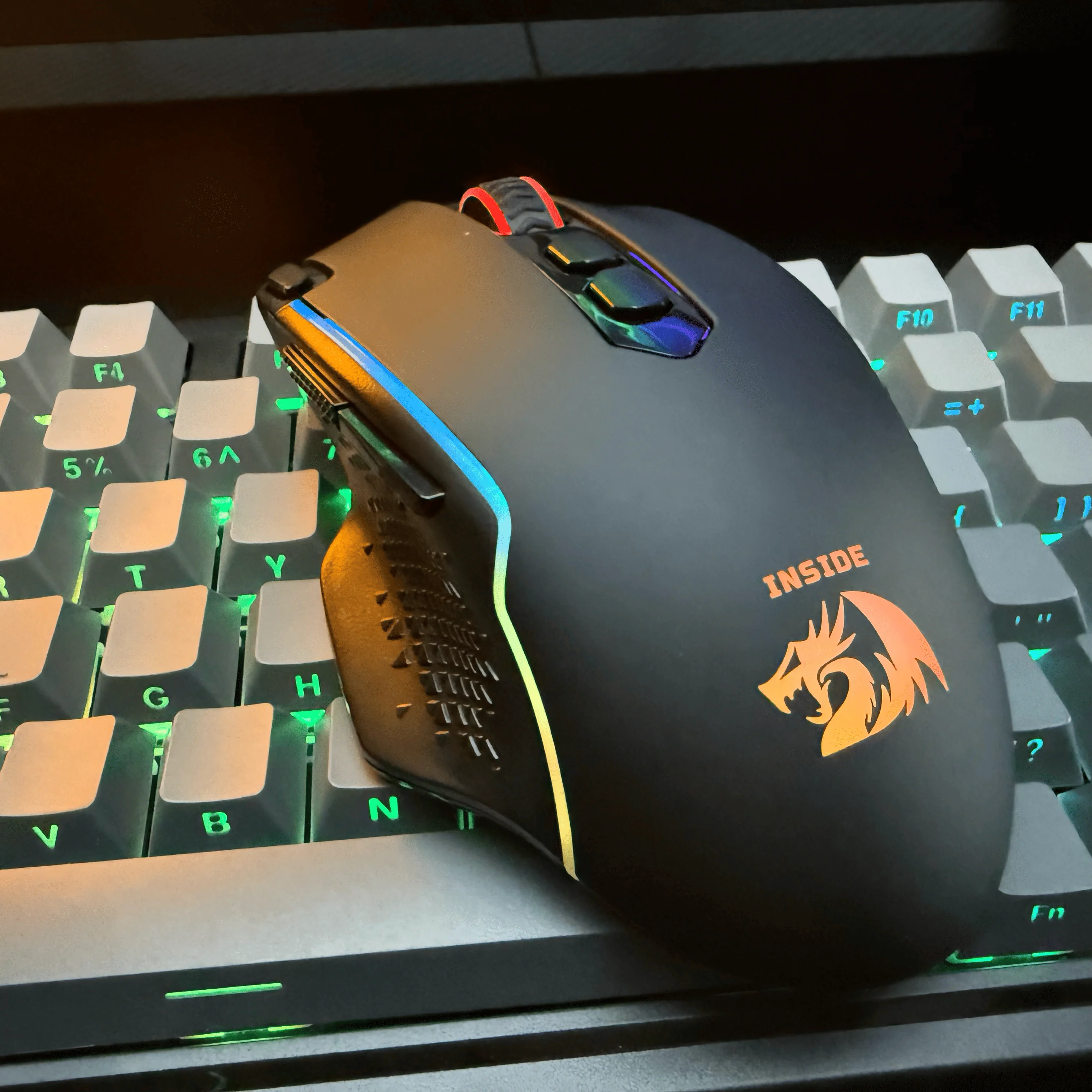 TAIPAN PRO M810 PRO Wireless Gaming Mouse - Image 3